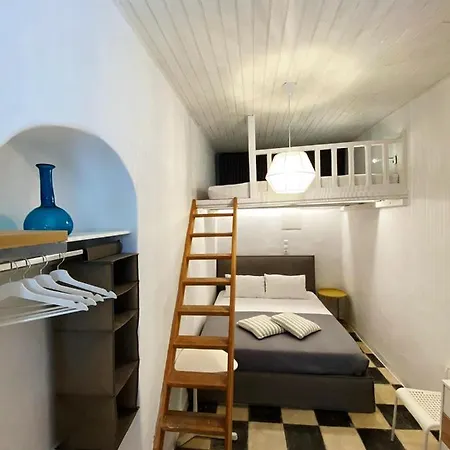 Bougainvillea Friends & Family - Old Town